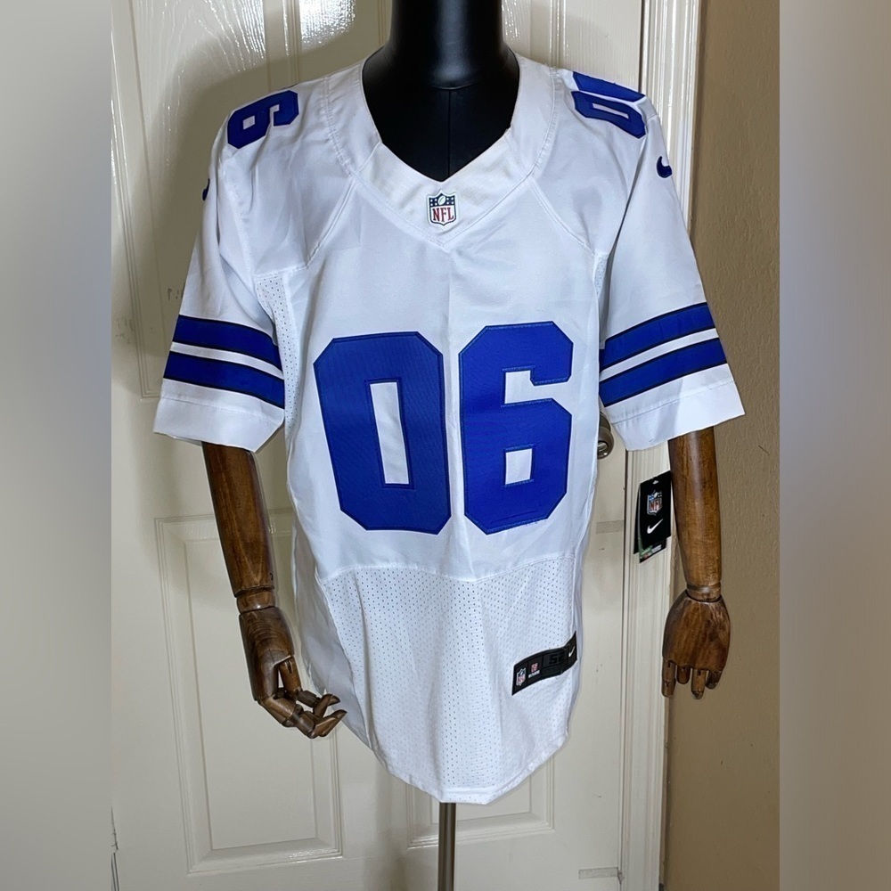 100% Authentic Nike On Field Donovan Wilson Jersey Stitched #06 Dallas Cowboys - Picture 11 of 11